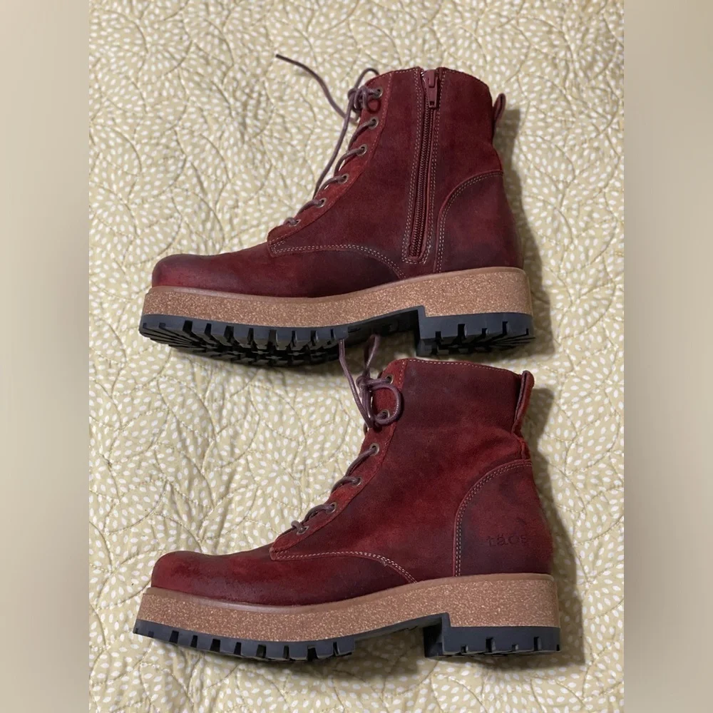 EUC Taos- Main Street Boot-Garnet size 7 - 7 1/2 - Picture 6 of 16
